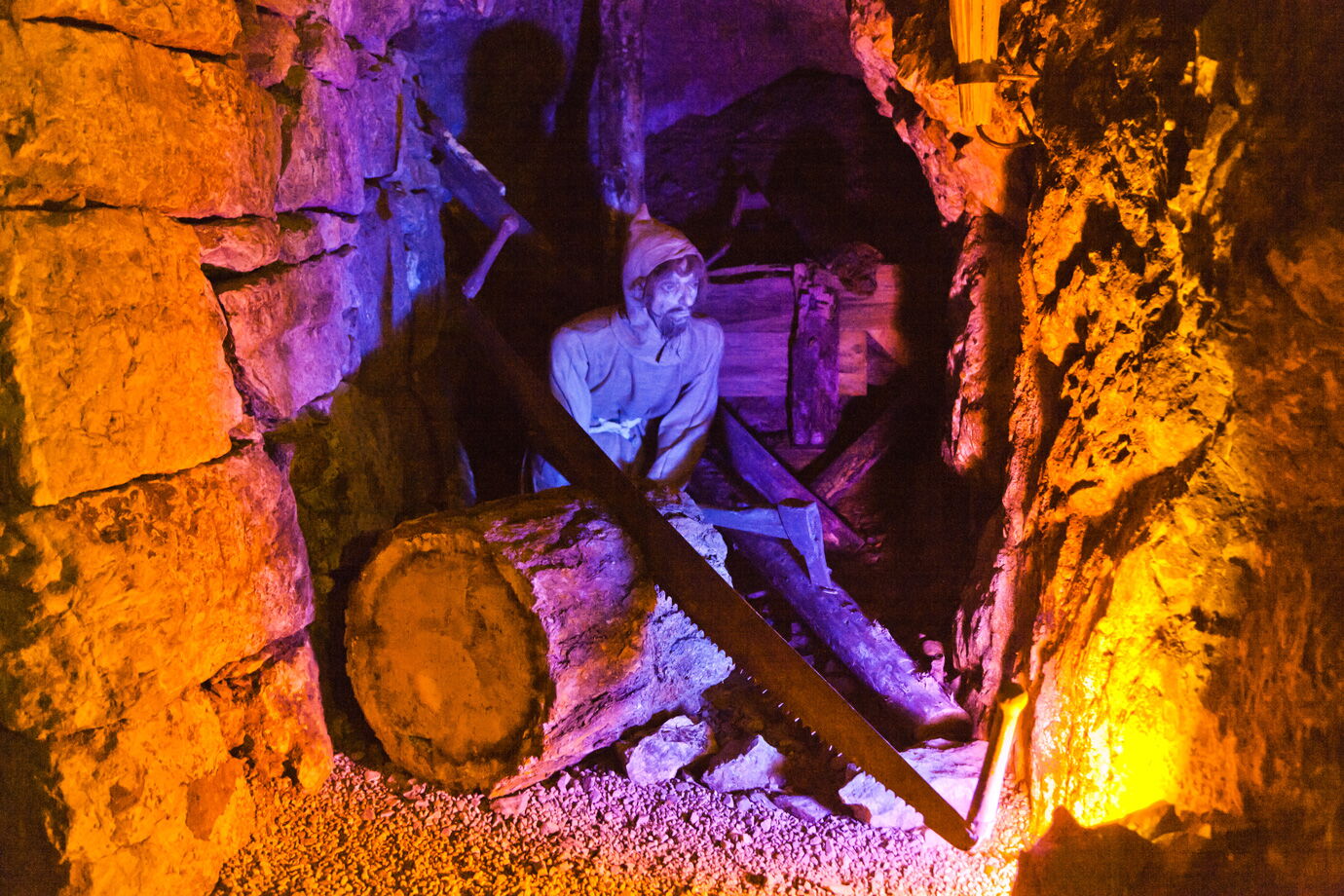 Im Silberbergwerk in Schwaz